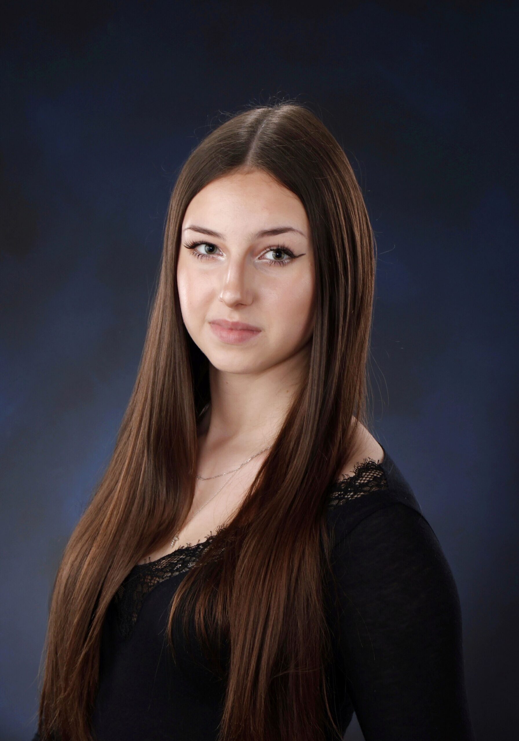 Headshot (4)